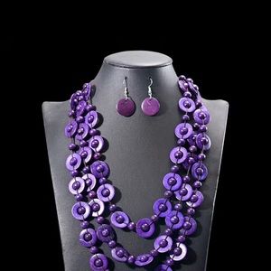 Bohemian ethnic style multilayer rice beads.